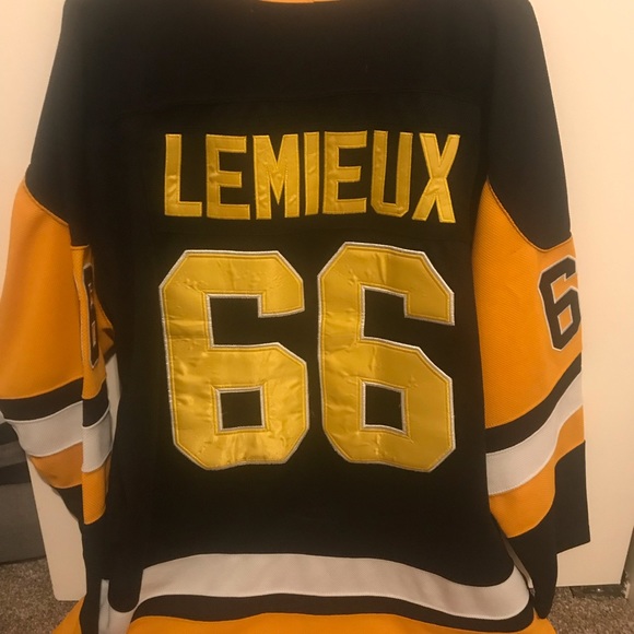 Lemieux Jersey - CCM Official Licensed Jersey - Picture 2 of 2